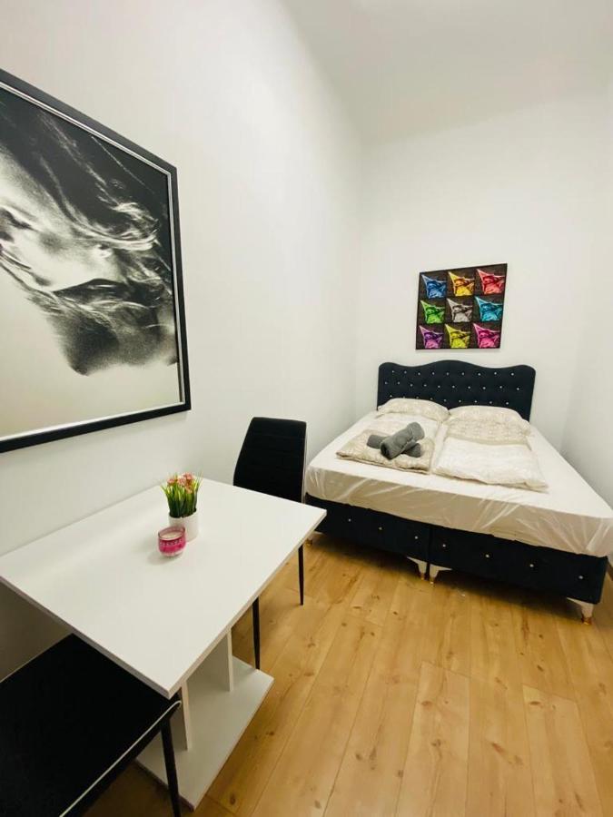 Quad-Room Near Prater Stern Vídeň Exteriér fotografie